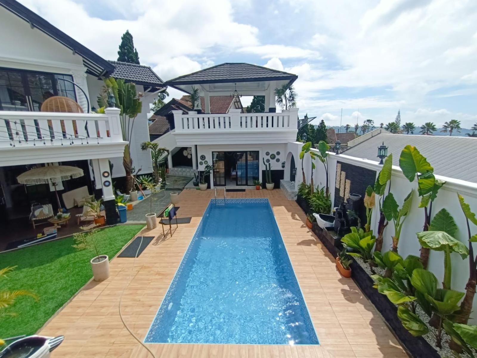 Villa Kota Bunga Malini 10 Cikundul ภายนอก รูปภาพ