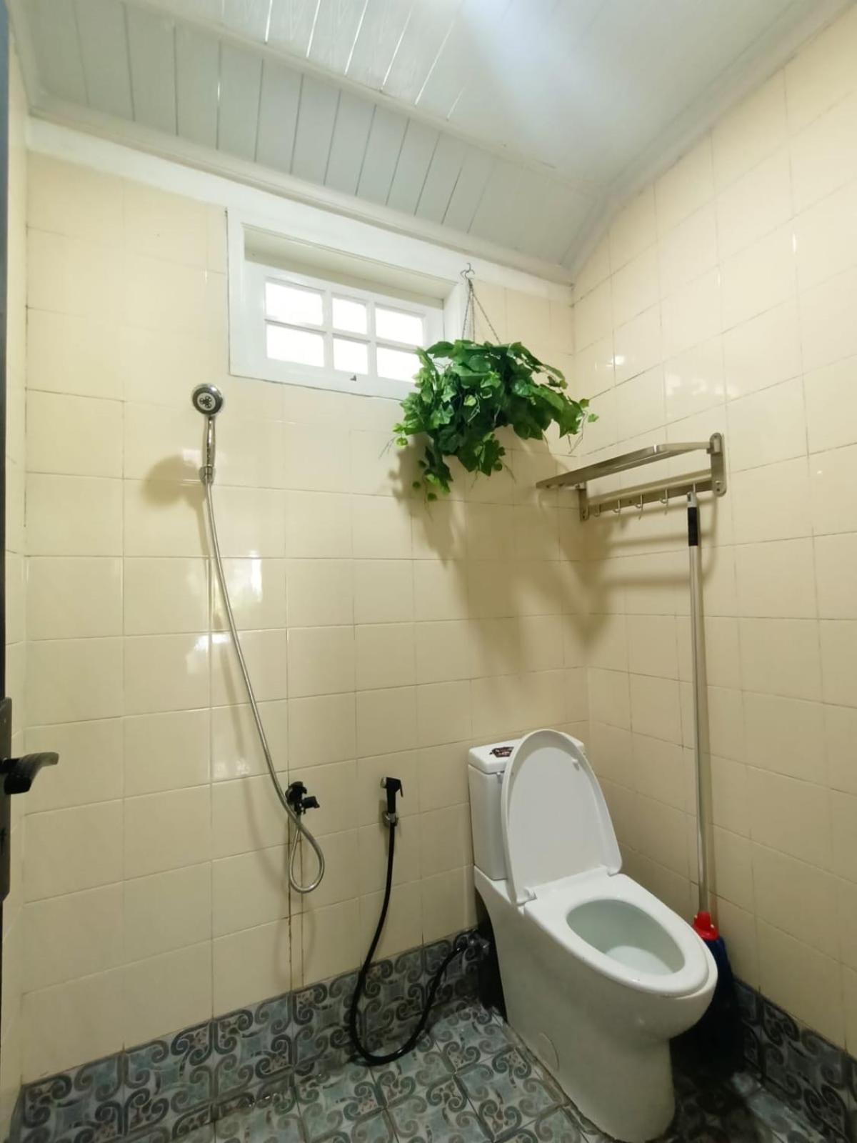 Villa Kota Bunga Malini 10 Cikundul ภายนอก รูปภาพ