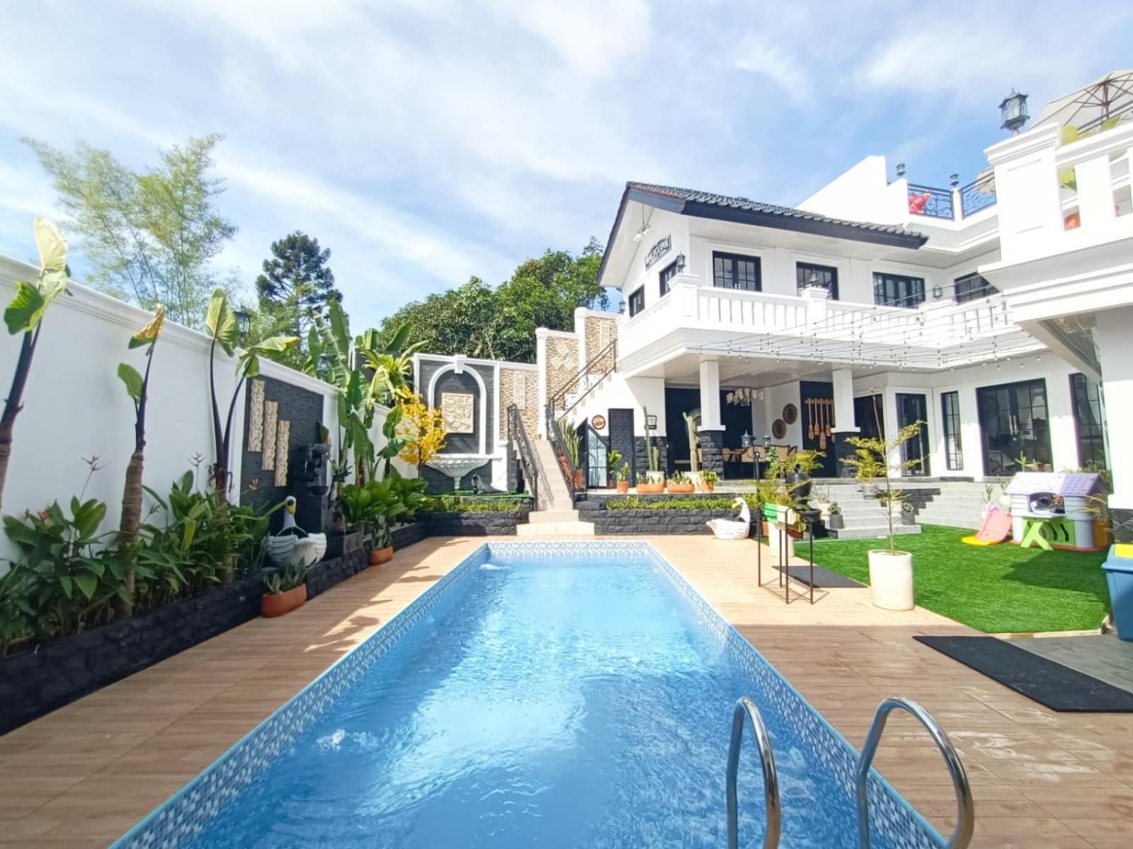 Villa Kota Bunga Malini 10 Cikundul ภายนอก รูปภาพ